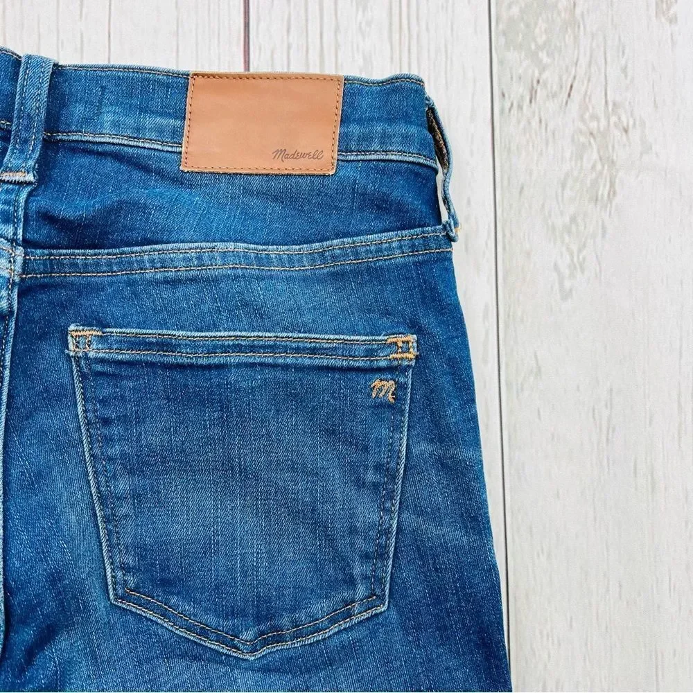 Madewell 8” Skinny Factory Faded Jeans Size 26T